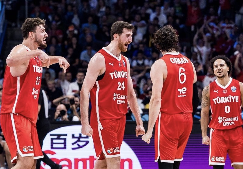 12 Dev Adam Finalde! 