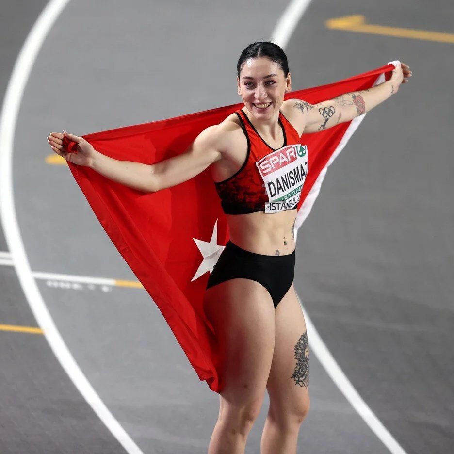 Tuğba Danışmaz Dünya Şampiyonası Finalinde!